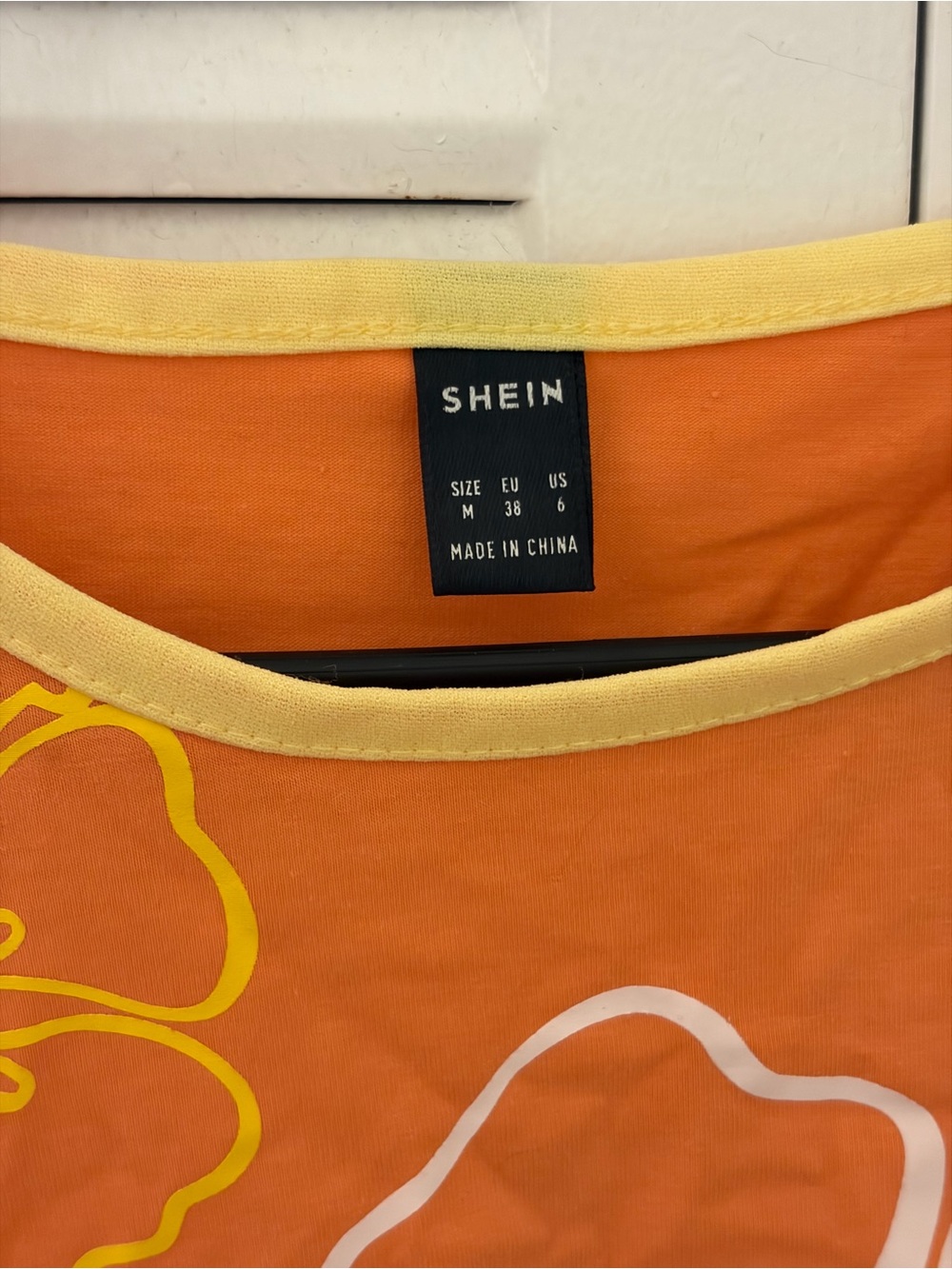 SHEIN Orange Yellow Floral Cropped Tank Top - Picture 2 of 3